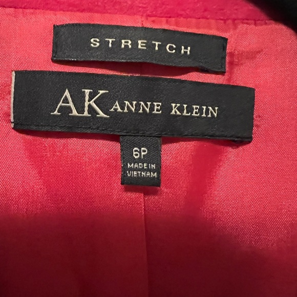 Anne Klein stretch jacket/blazer. Pink Velvet size 6 Petite - Picture 3 of 4